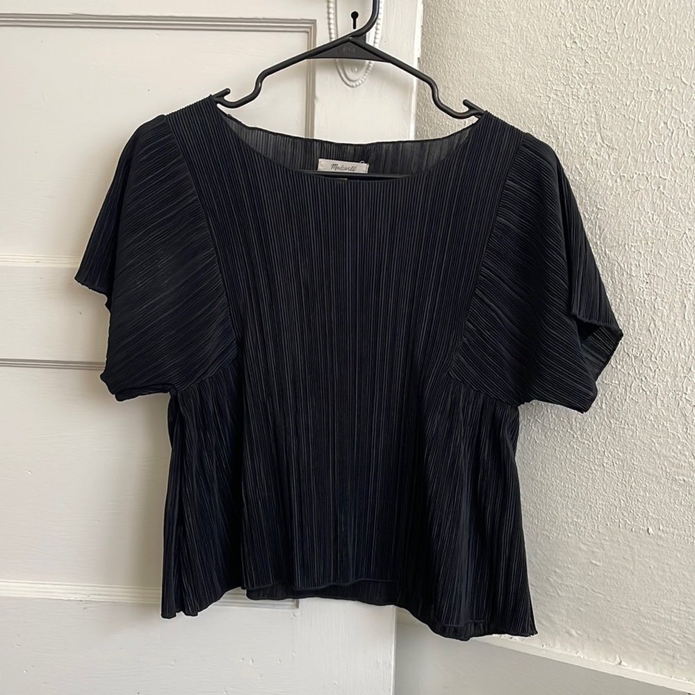 Madewell black pleated top, size XXS